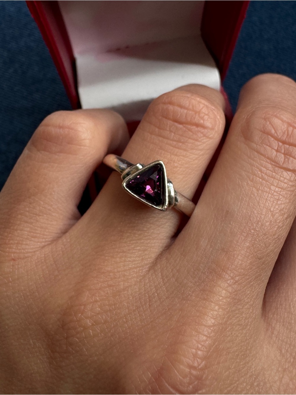 Vintage Sterling Silver faceted triangular Amethyst Engagement Ring size 6 3/4